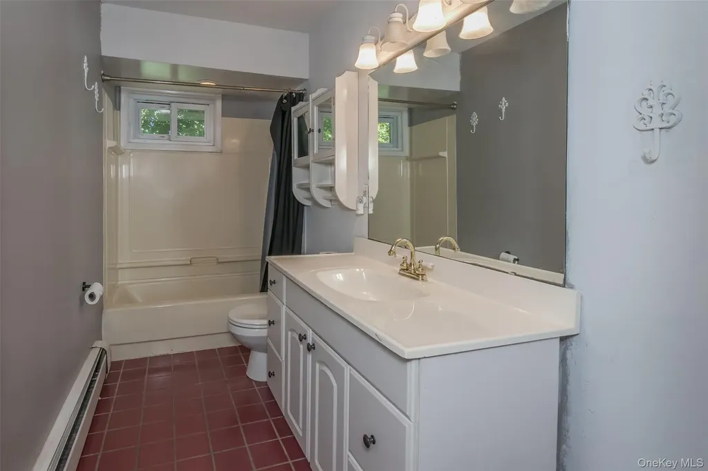 549 State Route 94 N Warwick NY 10990