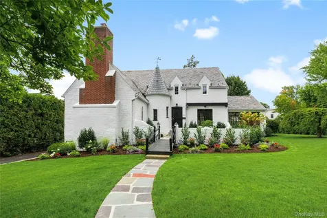22 Ridge Boulevard Port Chester NY 10573