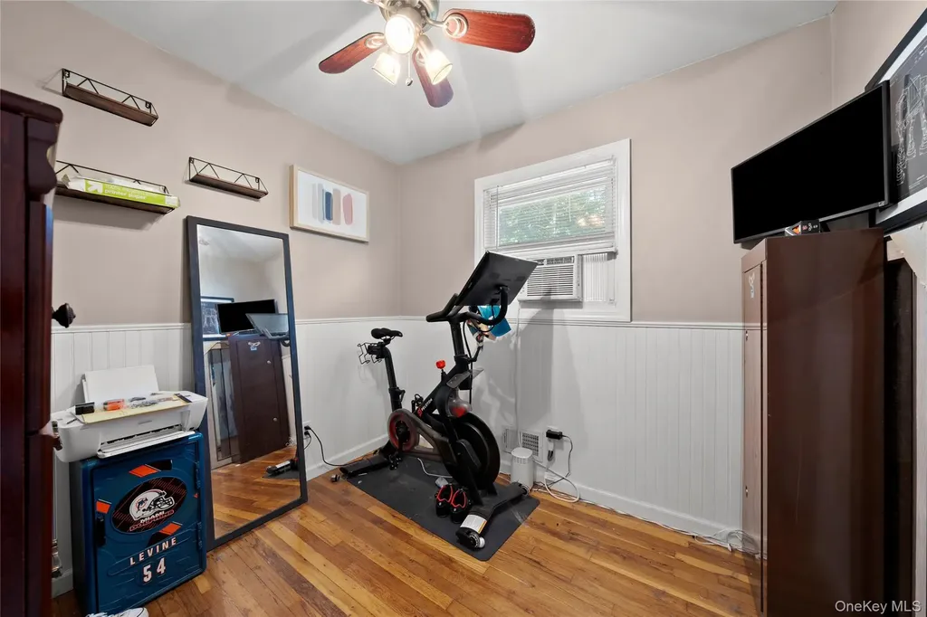 23 Berard Boulevard Oakdale NY 11769