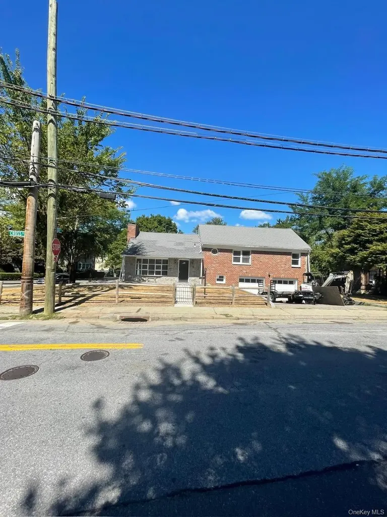 416 Bronxville Road Bronxville NY 10708