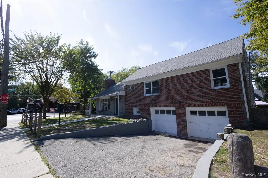 416 Bronxville Road Bronxville NY 10708