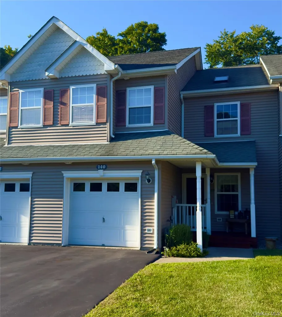 140 Pinebrook Drive Hyde Park NY 12538