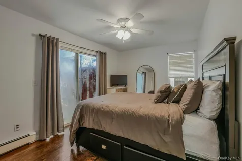 8 Holbrook Street Bay Shore NY 11706