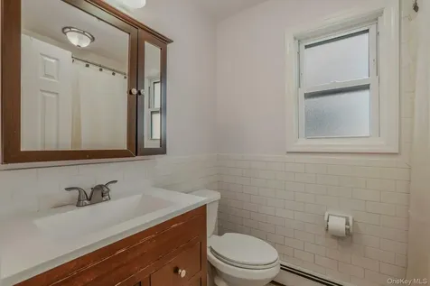 8 Holbrook Street Bay Shore NY 11706