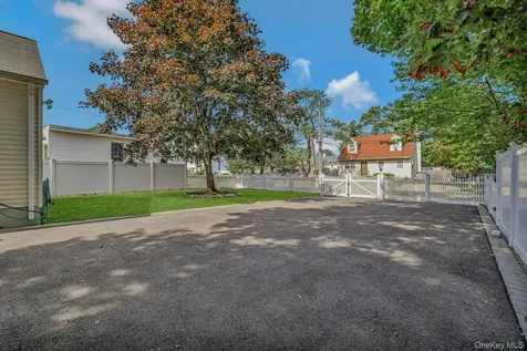 8 Holbrook Street Bay Shore NY 11706