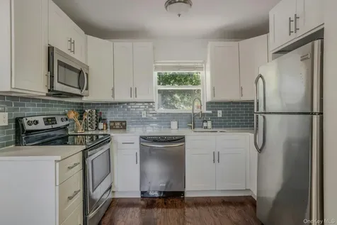 8 Holbrook Street Bay Shore NY 11706