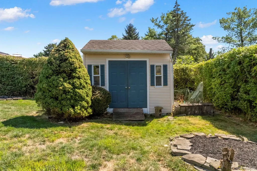 56 Acorn Avenue Middletown NY 10941