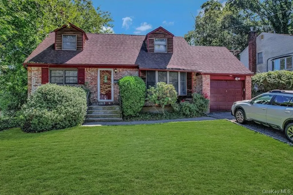 9 Hill Drive Oyster Bay NY 11771