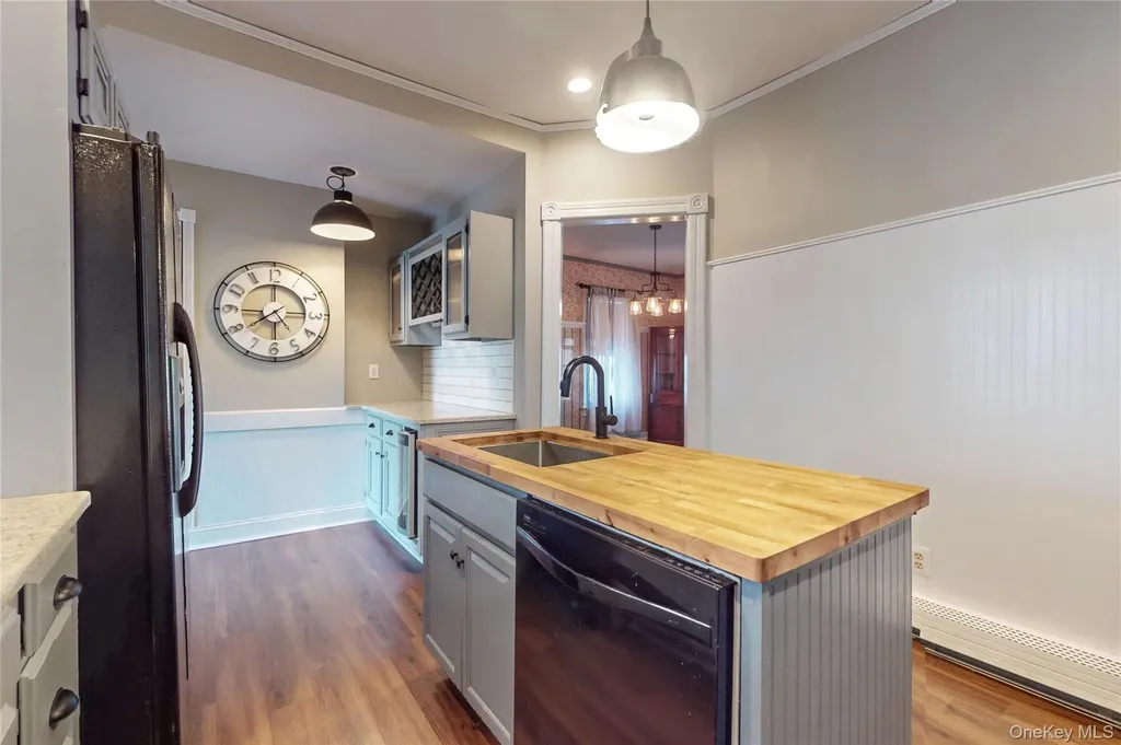 99 Walnut Street Walden NY 12586