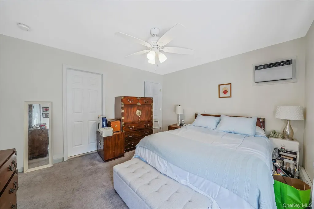 272 E Harrison Street Long Beach NY 11561