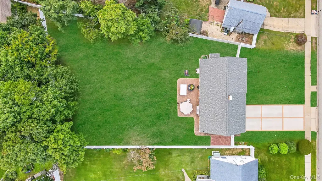 4 Target Lane Levittown NY 11756