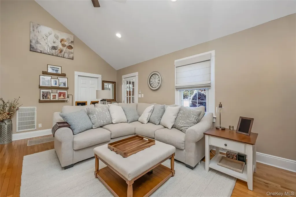 242 Islip Boulevard Islip Terrace NY 11752