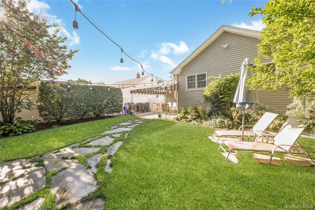 242 Islip Boulevard Islip Terrace NY 11752