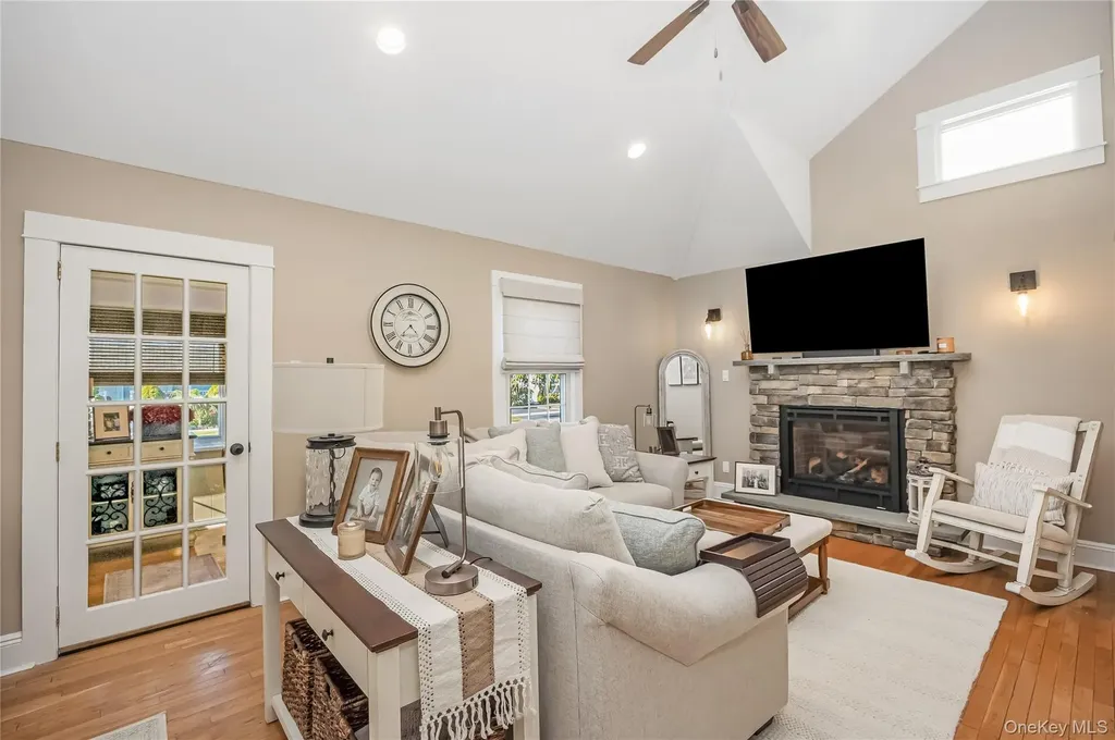 242 Islip Boulevard Islip Terrace NY 11752