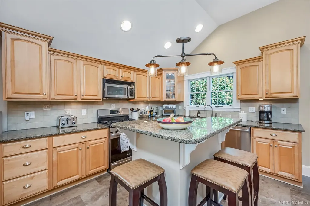 242 Islip Boulevard Islip Terrace NY 11752