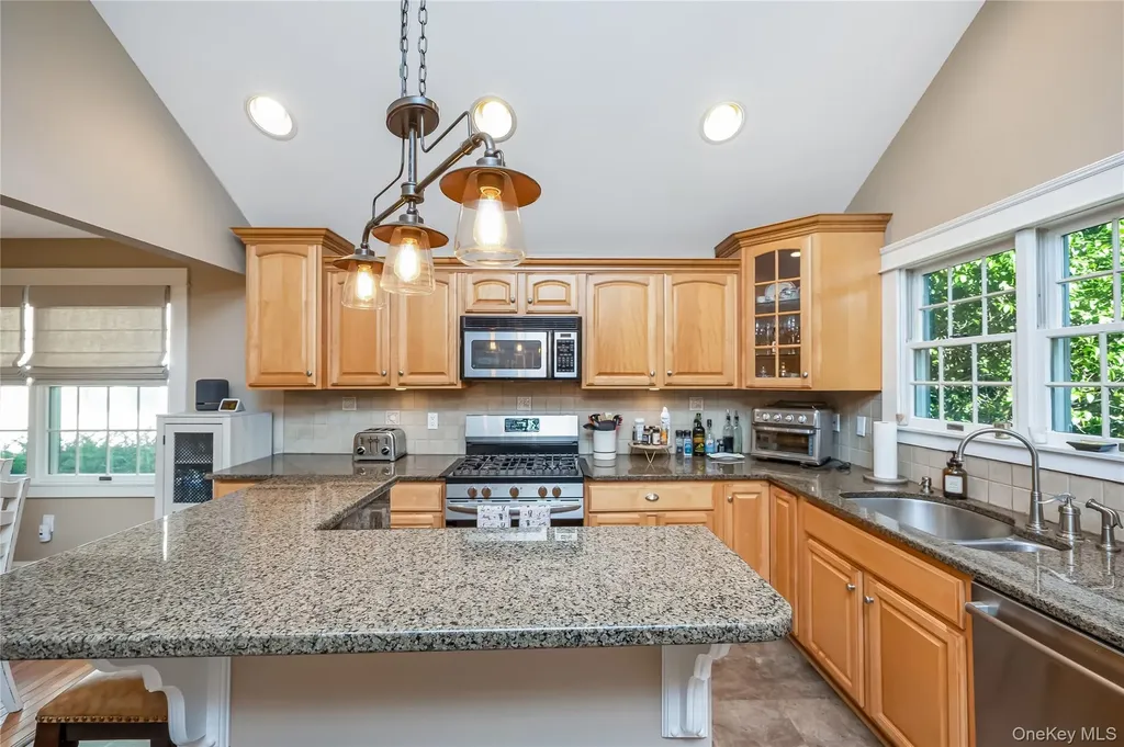 242 Islip Boulevard Islip Terrace NY 11752