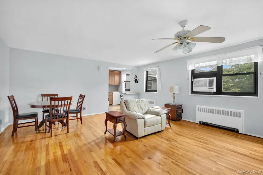21-29 Utopia Parkway Whitestone NY 11357