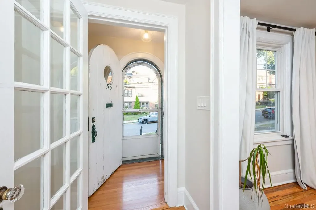 53 Jefferson Avenue White Plains NY 10606