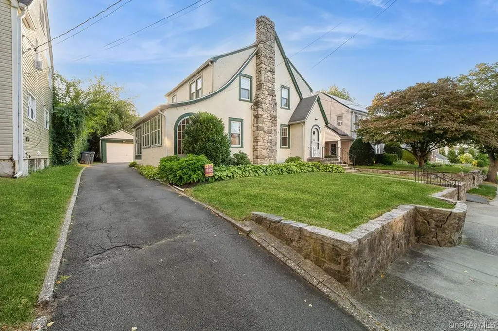 53 Jefferson Avenue White Plains NY 10606