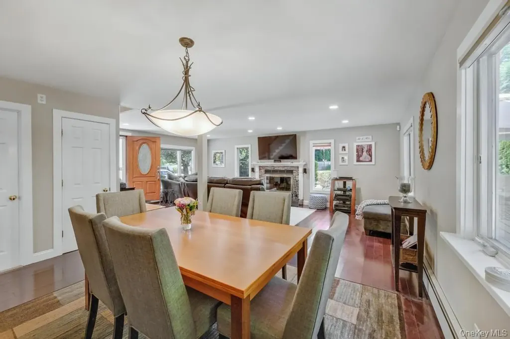 1 Deepdale Drive Commack NY 11725