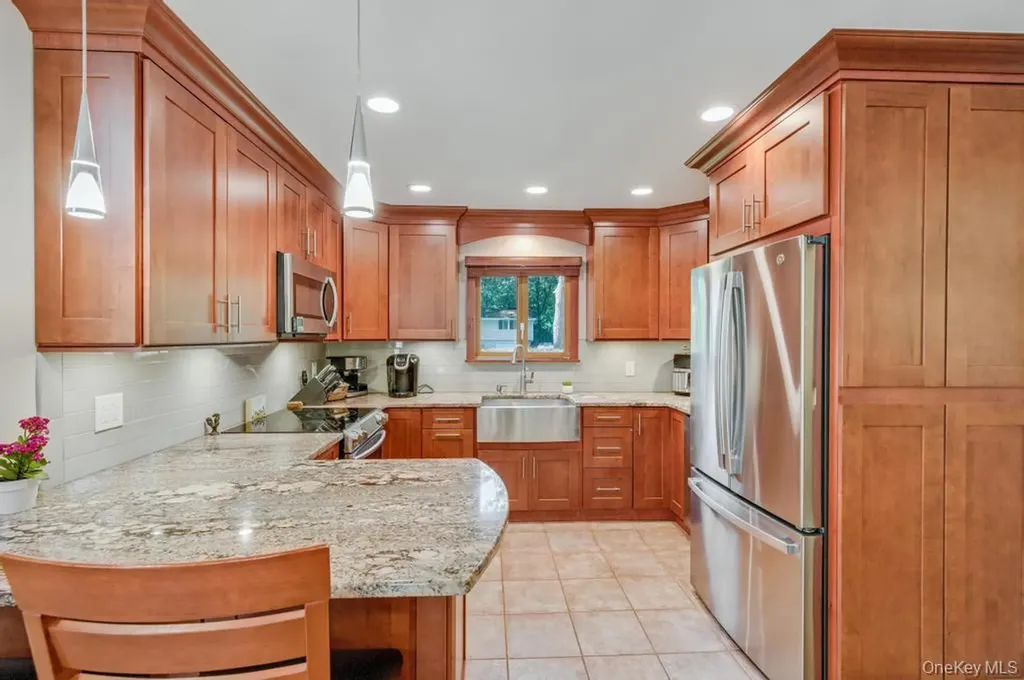 1 Deepdale Drive Commack NY 11725