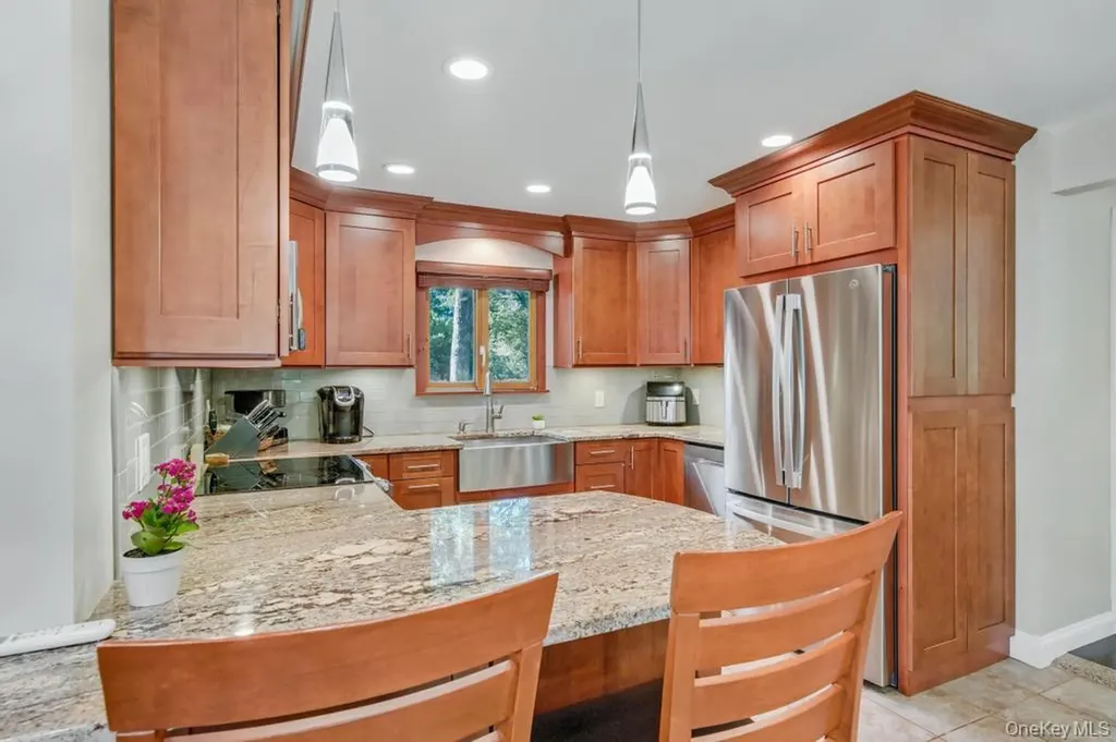 1 Deepdale Drive Commack NY 11725