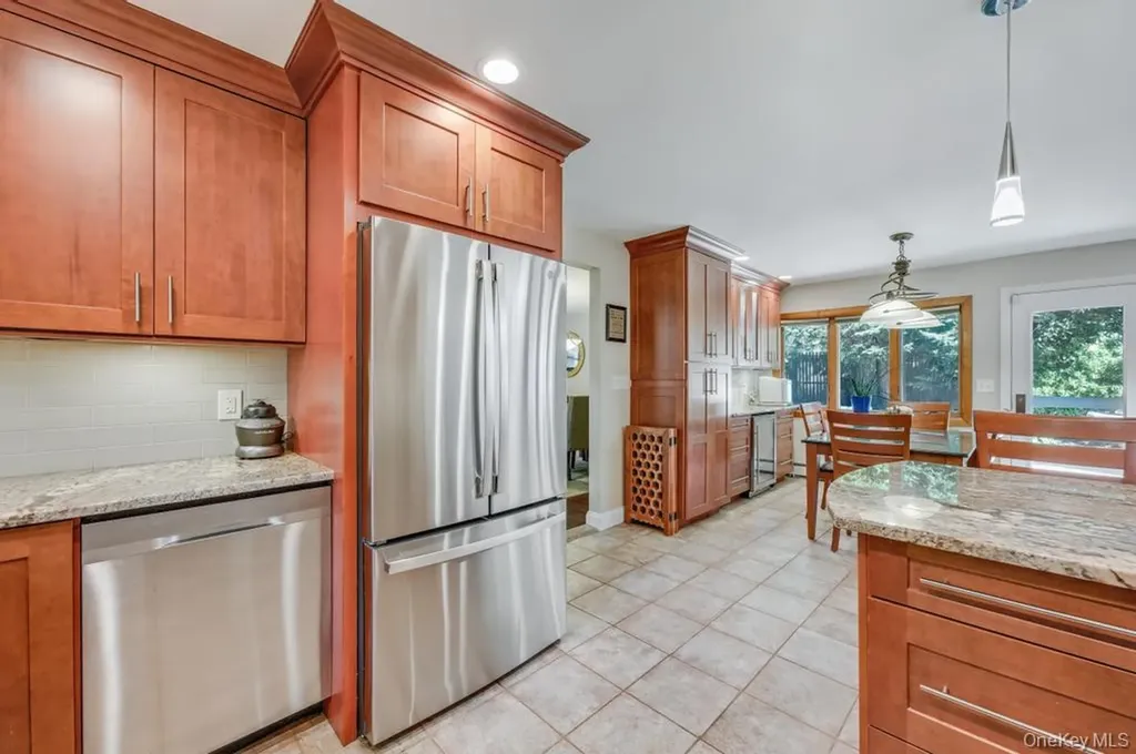 1 Deepdale Drive Commack NY 11725