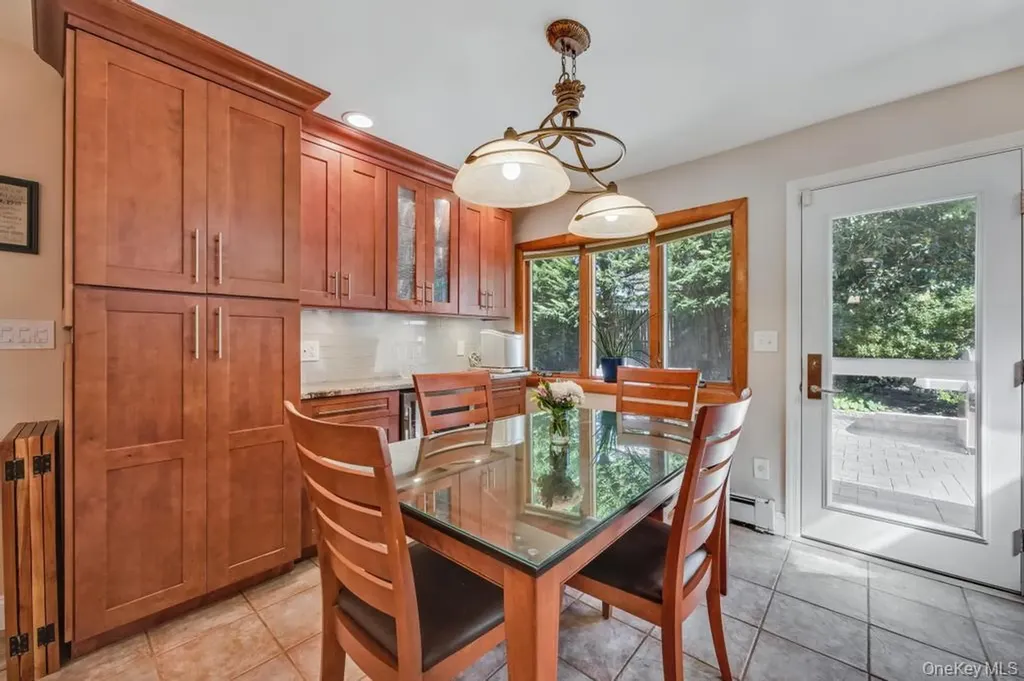 1 Deepdale Drive Commack NY 11725