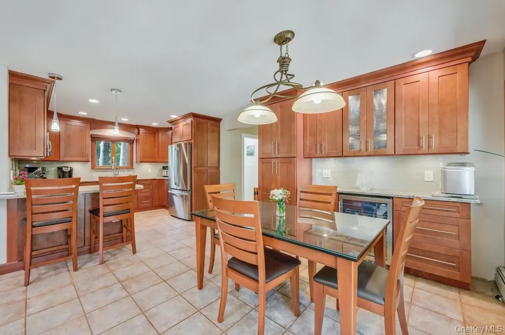 1 Deepdale Drive Commack NY 11725