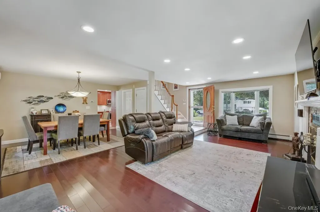 1 Deepdale Drive Commack NY 11725