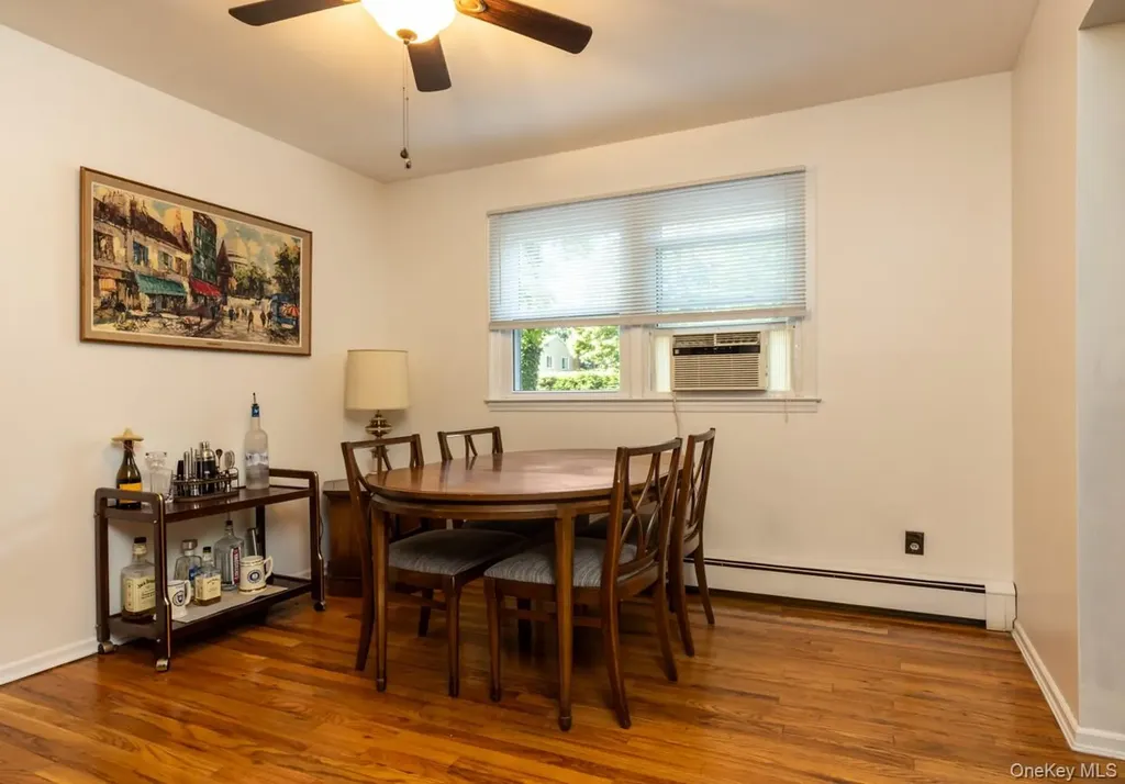 3015 Post Avenue Wantagh NY 11793