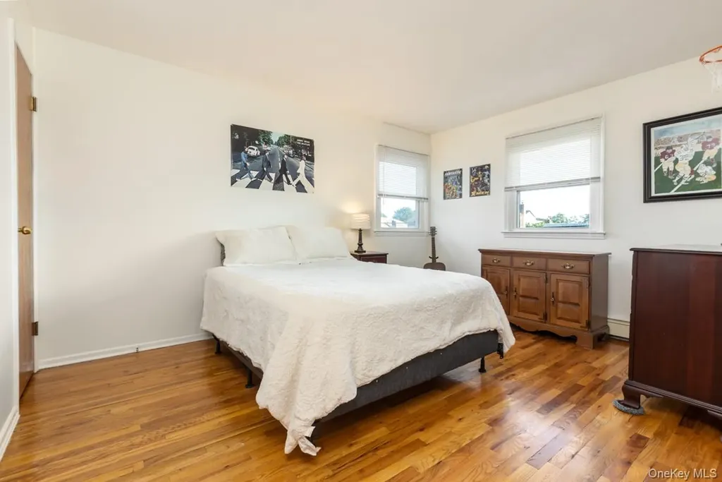 3015 Post Avenue Wantagh NY 11793