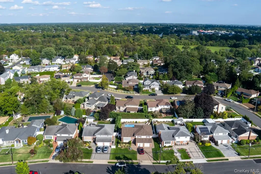 3015 Post Avenue Wantagh NY 11793