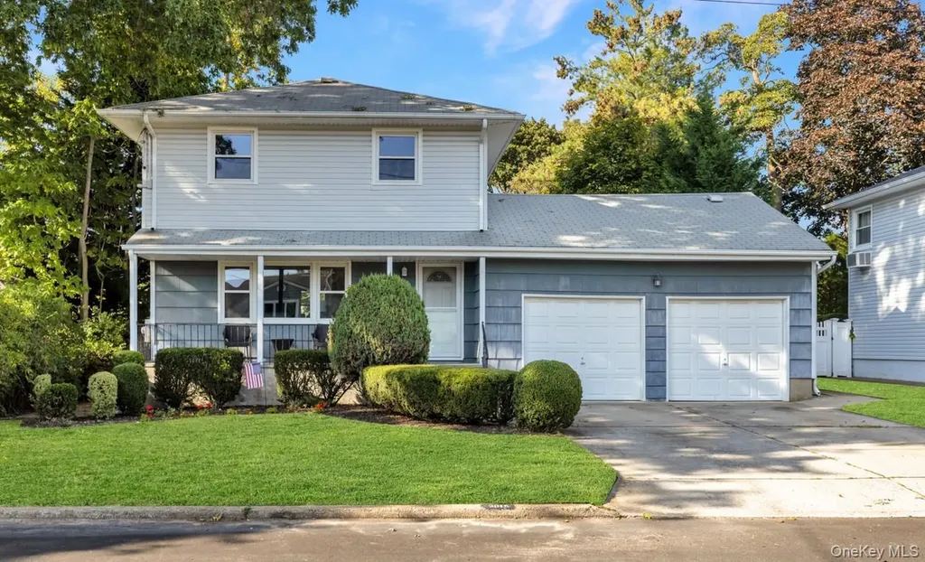 3015 Post Avenue Wantagh NY 11793