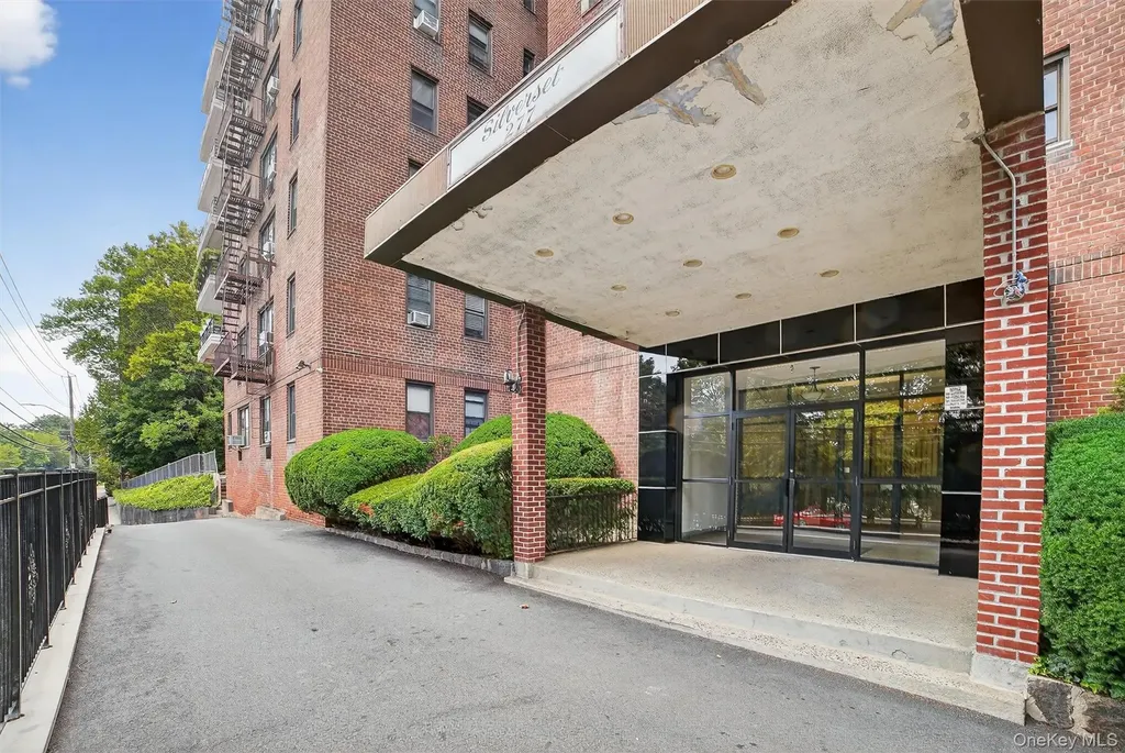 277 Bronx River Road Yonkers NY 10704