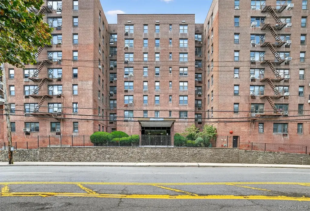 277 Bronx River Road Yonkers NY 10704