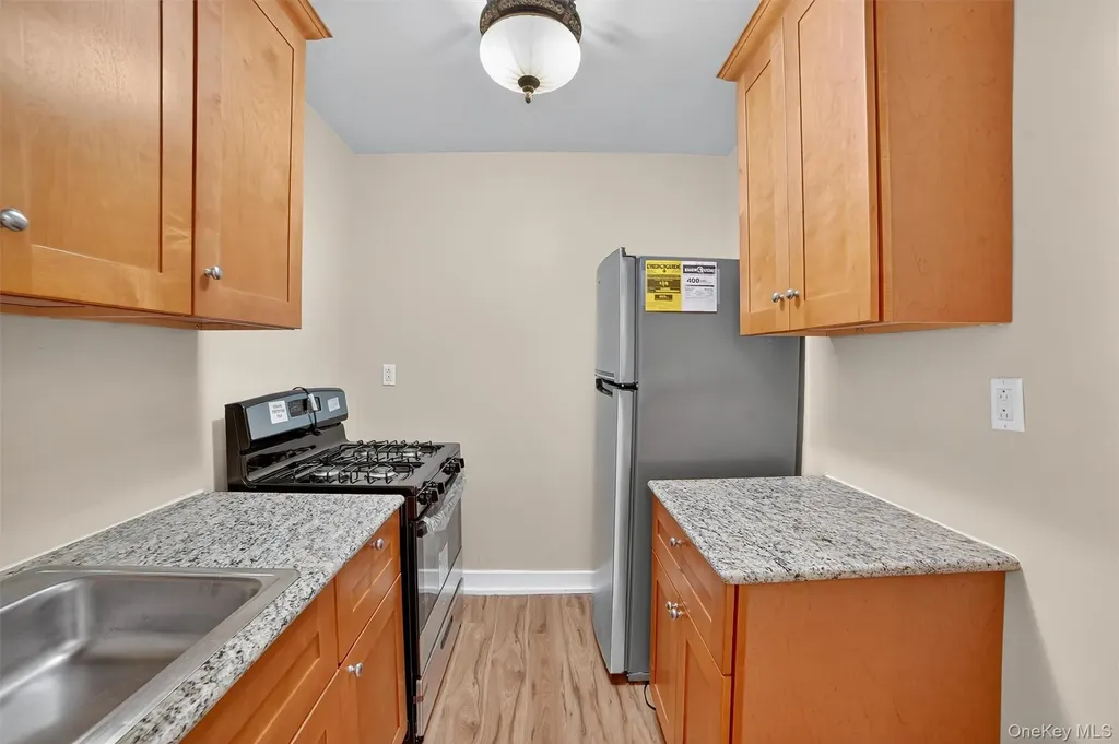 277 Bronx River Road Yonkers NY 10704