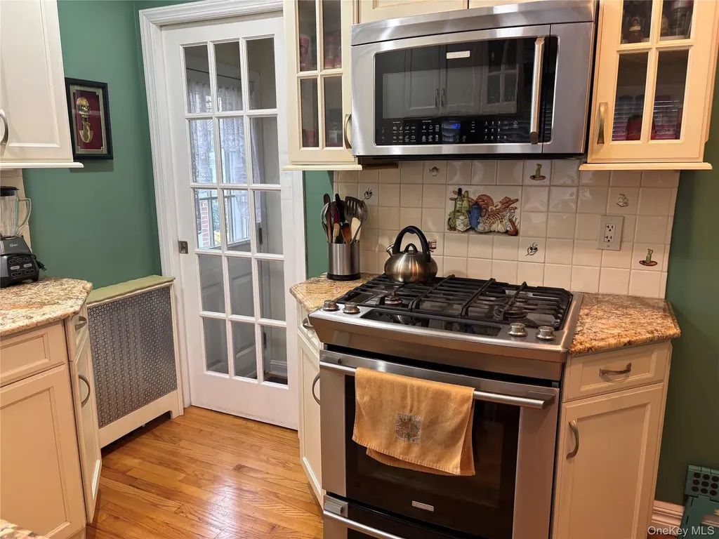 62 Poppy Avenue Franklin Square NY 11010