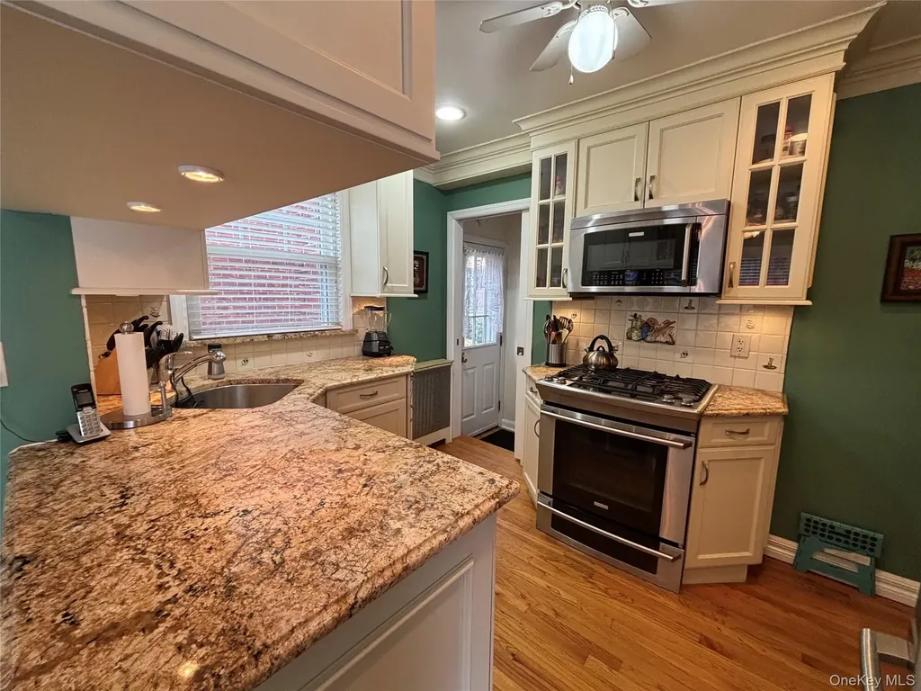 62 Poppy Avenue Franklin Square NY 11010