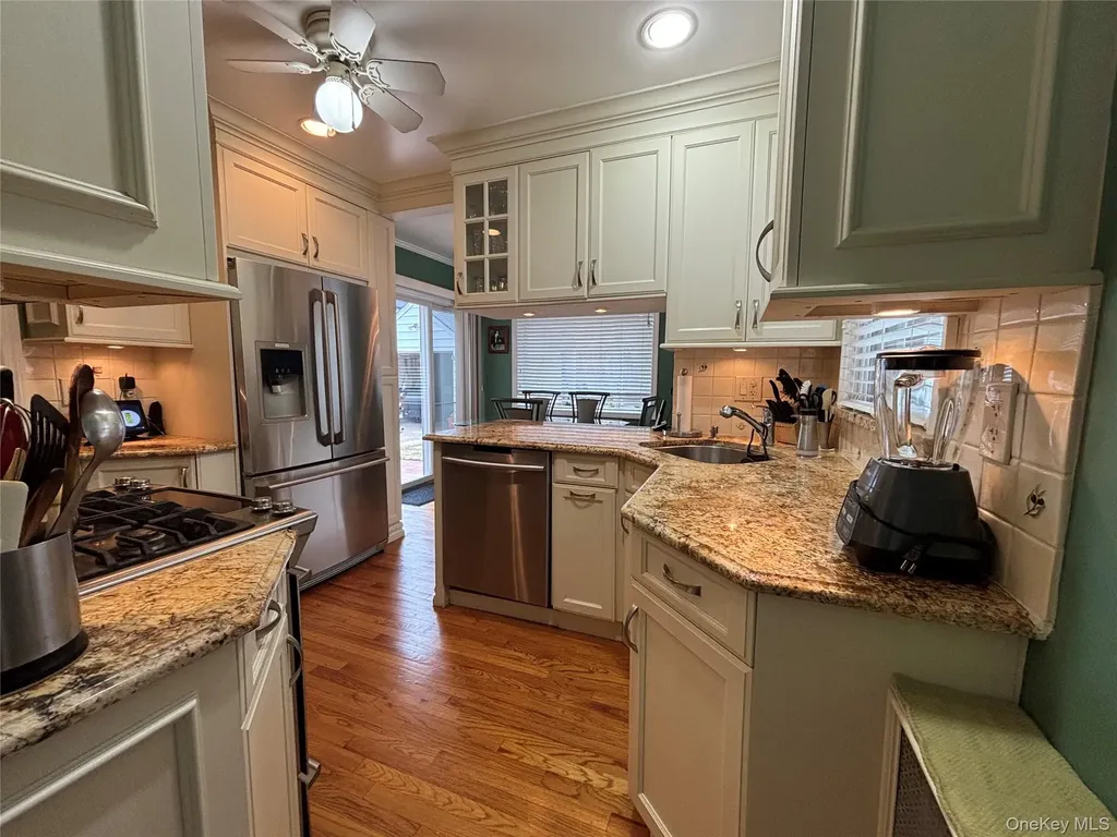 62 Poppy Avenue Franklin Square NY 11010