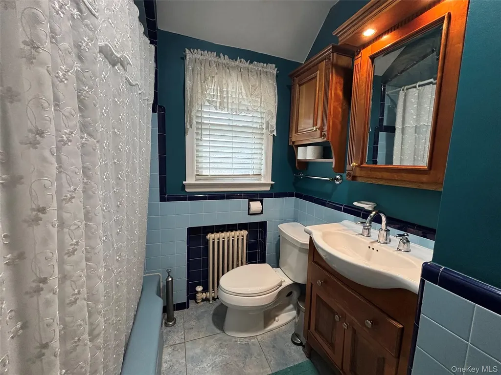 62 Poppy Avenue Franklin Square NY 11010