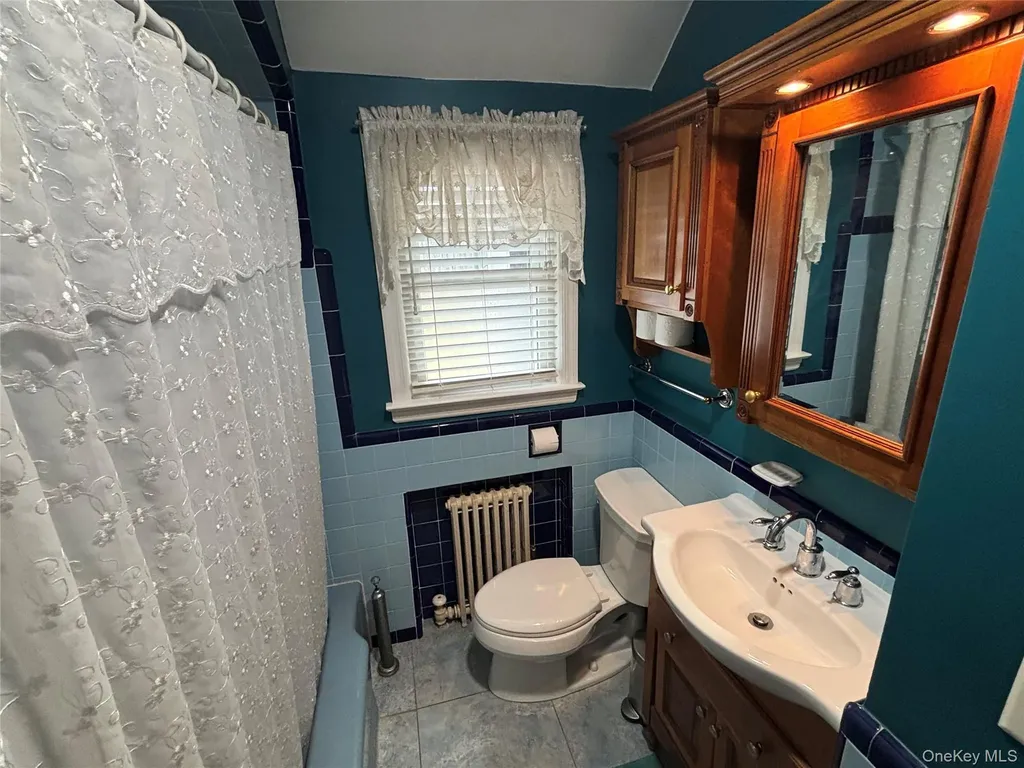 62 Poppy Avenue Franklin Square NY 11010