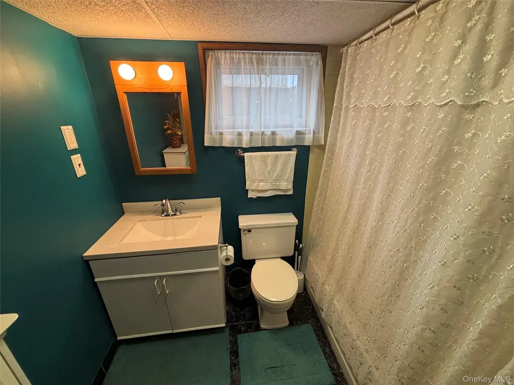 62 Poppy Avenue Franklin Square NY 11010