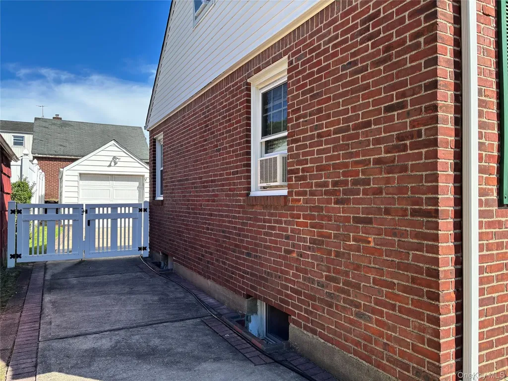 62 Poppy Avenue Franklin Square NY 11010