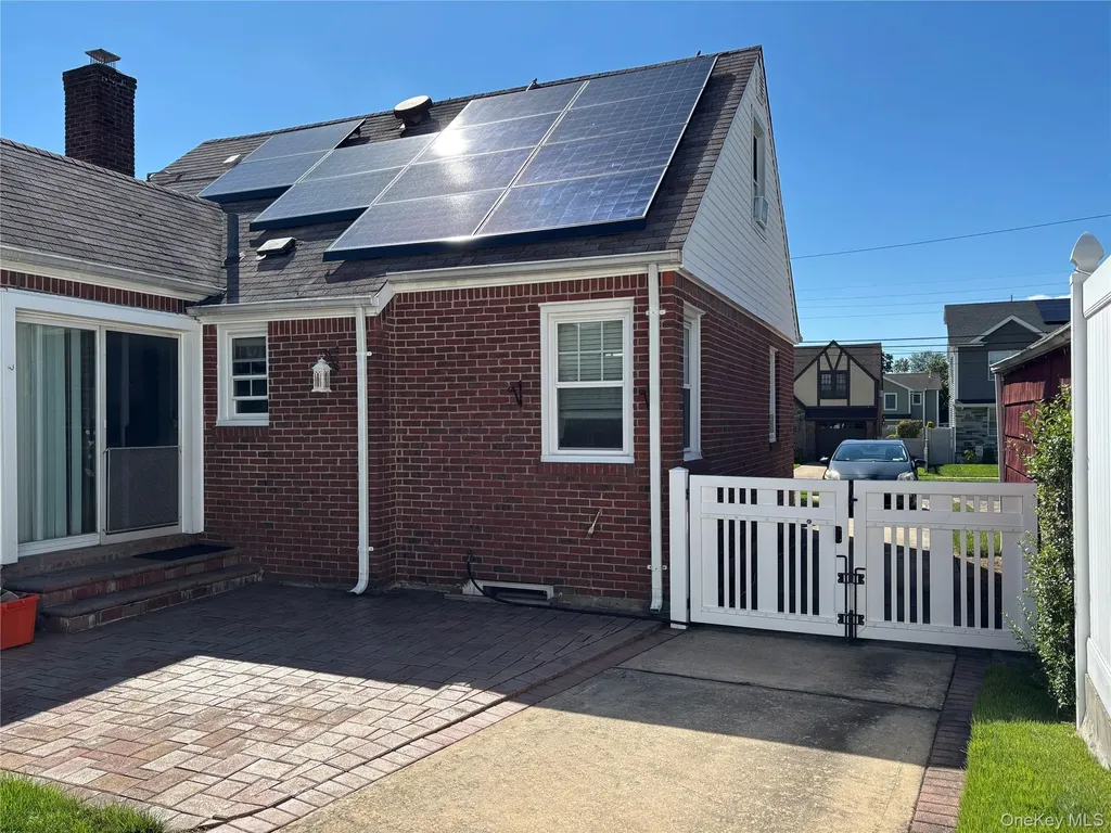 62 Poppy Avenue Franklin Square NY 11010