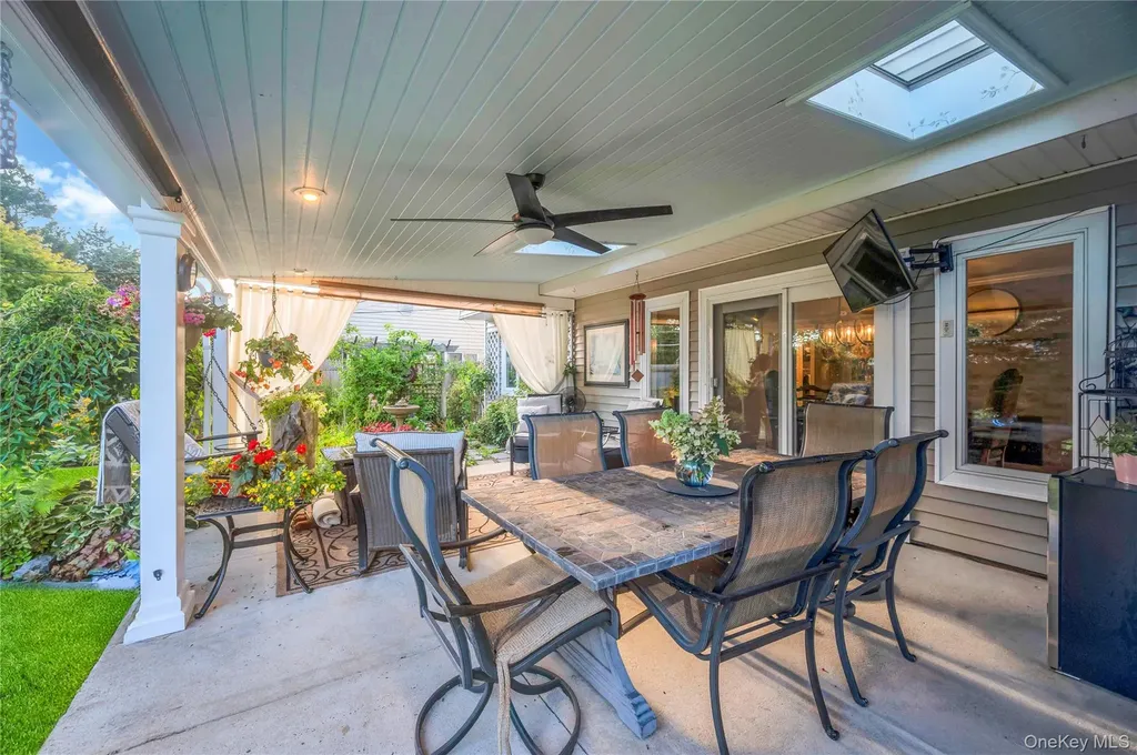 99 Lantern Road Hicksville NY 11801