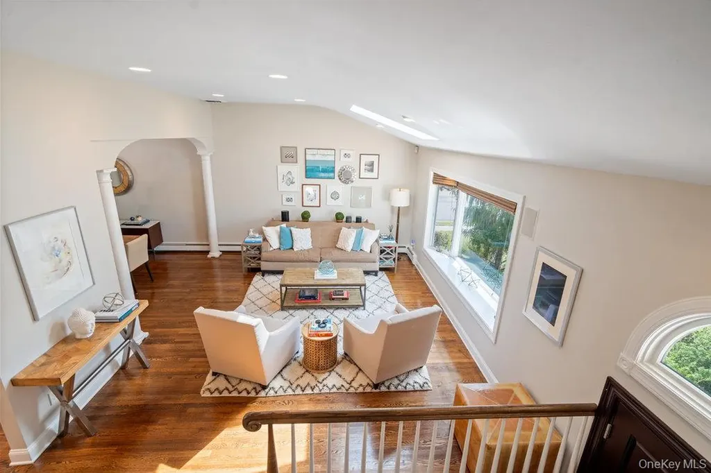 2 Flower Lane Jericho NY 11753