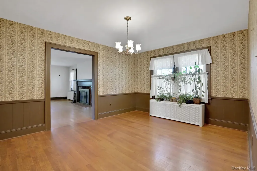 94 Roosevelt Avenue Kingston NY 12401