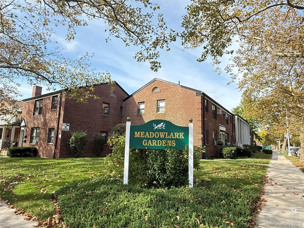 196-11 69th Avenue Fresh Meadows NY 11365