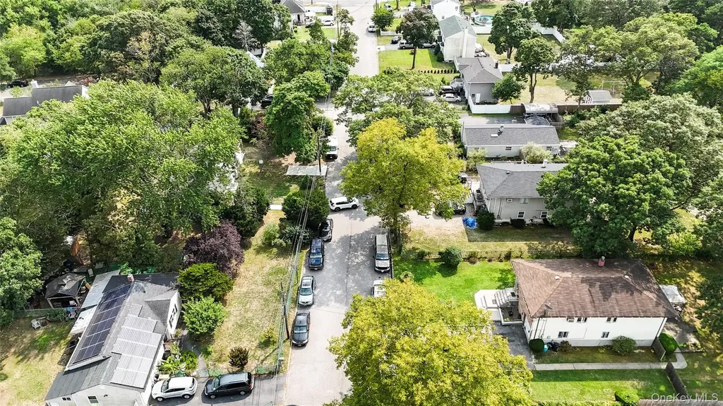 202 Powell Avenue Central Islip NY 11722